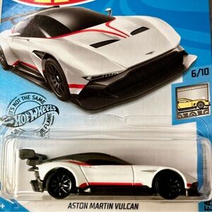 🔥Aston Martin Vulcan - Hot Wheels